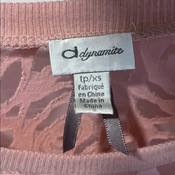 Beautiful pink rose pattern shirt - Picture 3 of 5